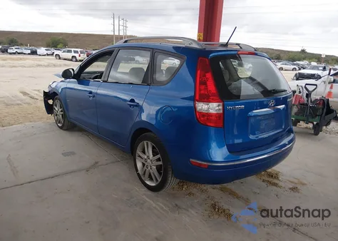 2012 Hyundai Elantra Touring Se z USA, uszkodzony, nr VIN KMHDC8AE3CU134317